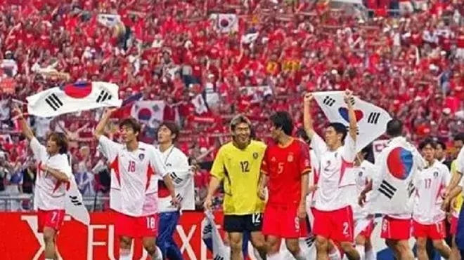 布朗大顯身手貢獻23分11籃板8助攻 孫銘徽也有12分6助攻 廣廈輕取四川迎來四連勝.