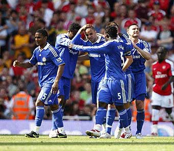 贡献了两球 贡献了两球